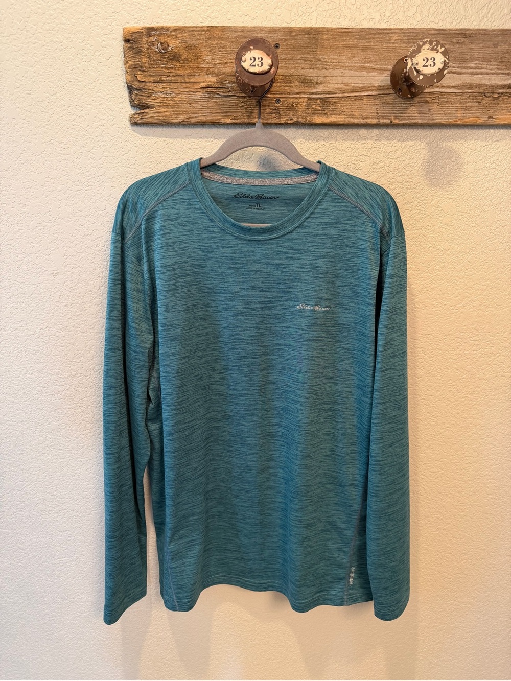 Eddie Bauer Men's Heather Teal Performance Long-Sleeve Shirt